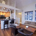Hood Park Manor Holiday home