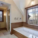 Hood Park Manor Holiday home