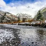 Coronet Creek Retreat