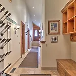 Stunning Ski-Inandski-Out Mtn Retreat In Telluride!