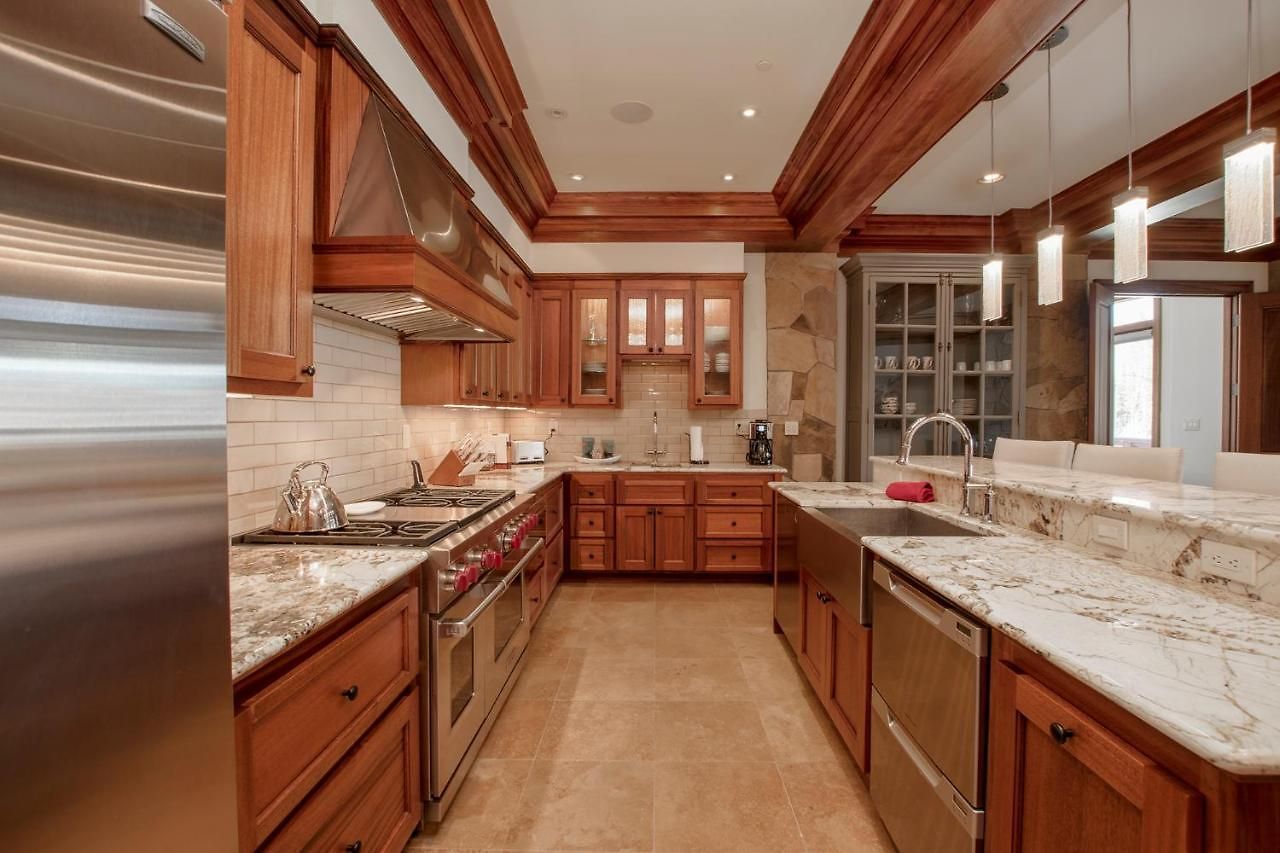 Apartment Lorian 4 True Ski-In Ski-Out Resort Condo 4Bd 3.5Ba - Sleeps 12