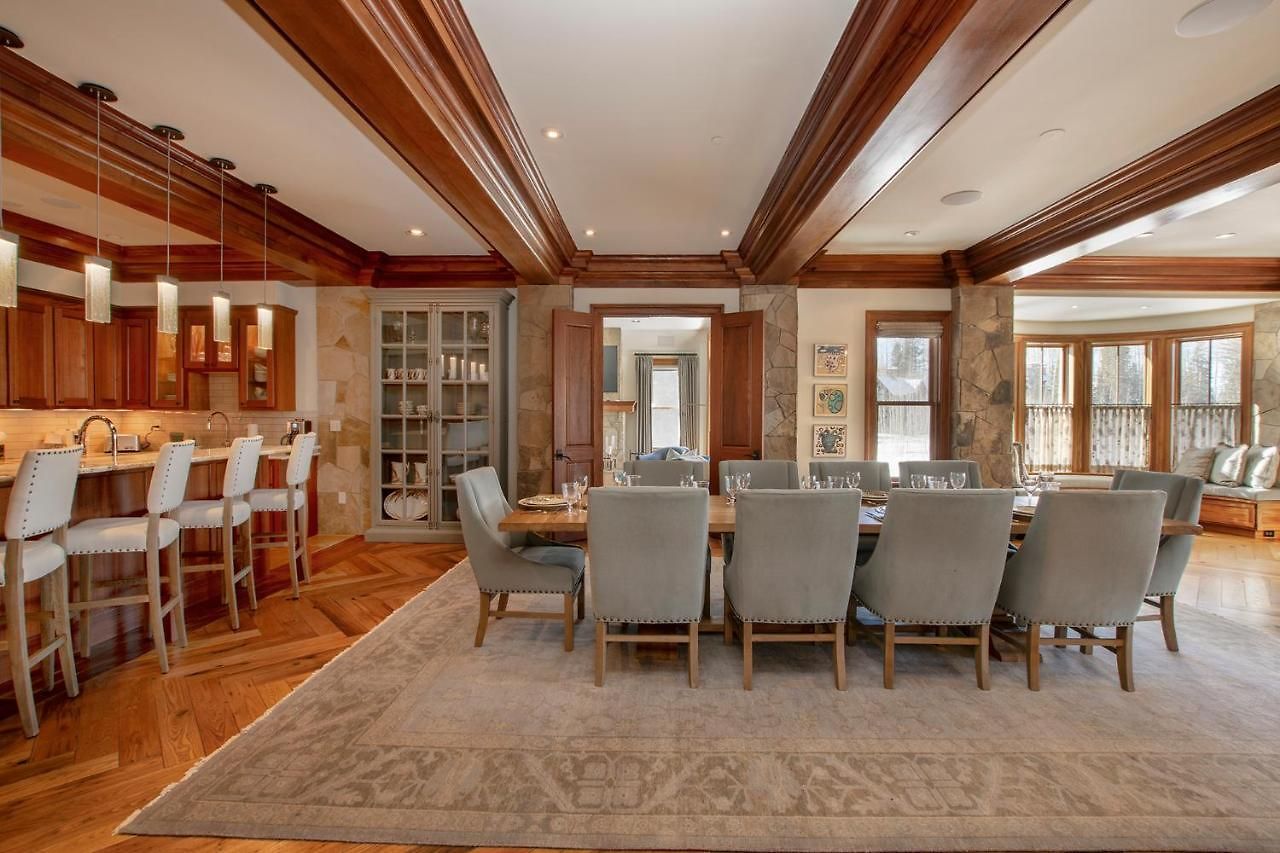 Lorian 4 True Ski-In Ski-Out Resort Condo 4Bd 3.5Ba - Sleeps 12 Telluride