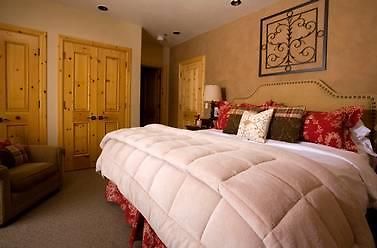 The Peaks See Forever 4* Telluride