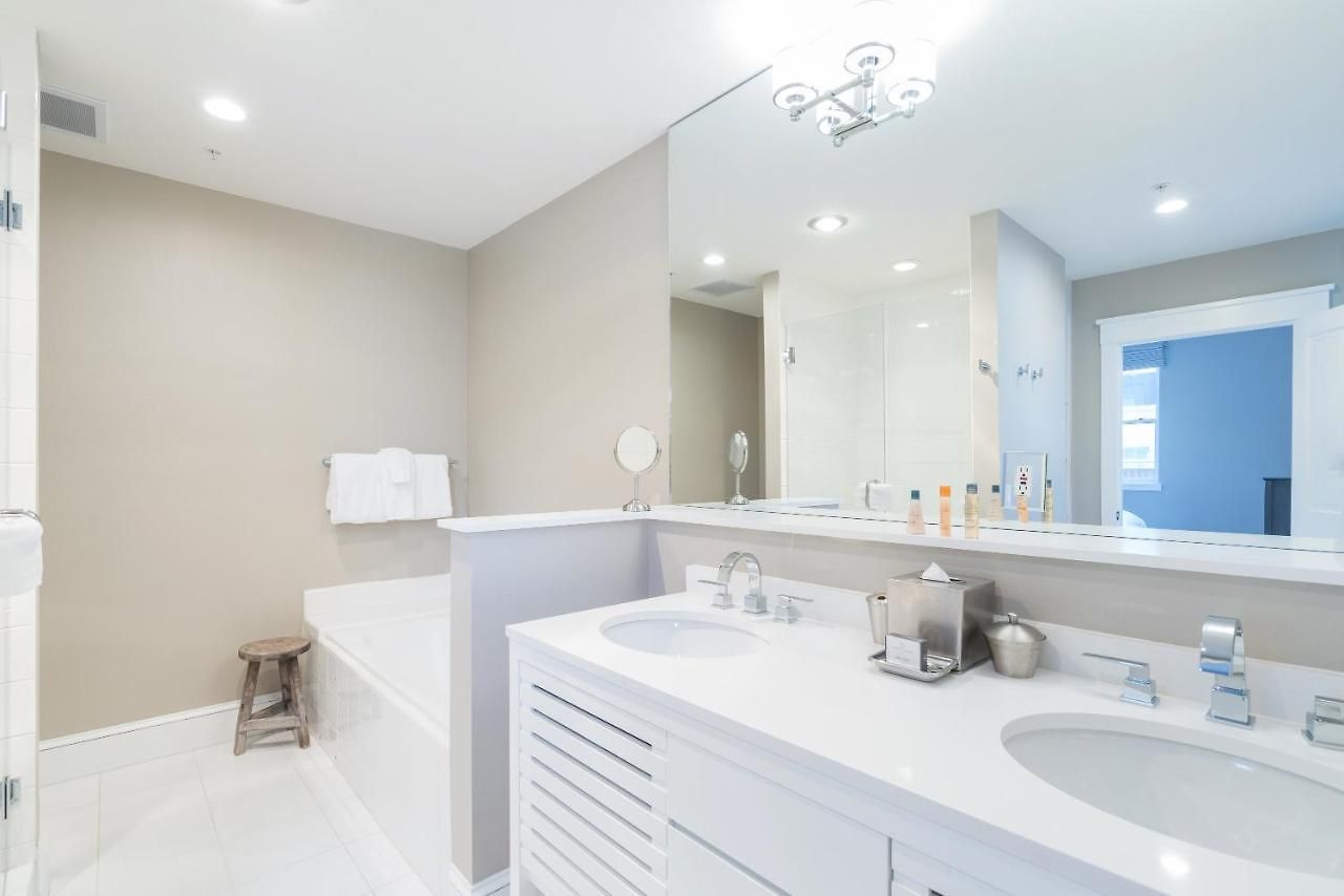Affordably Priced 2 Bedroom - Riverclub2br *