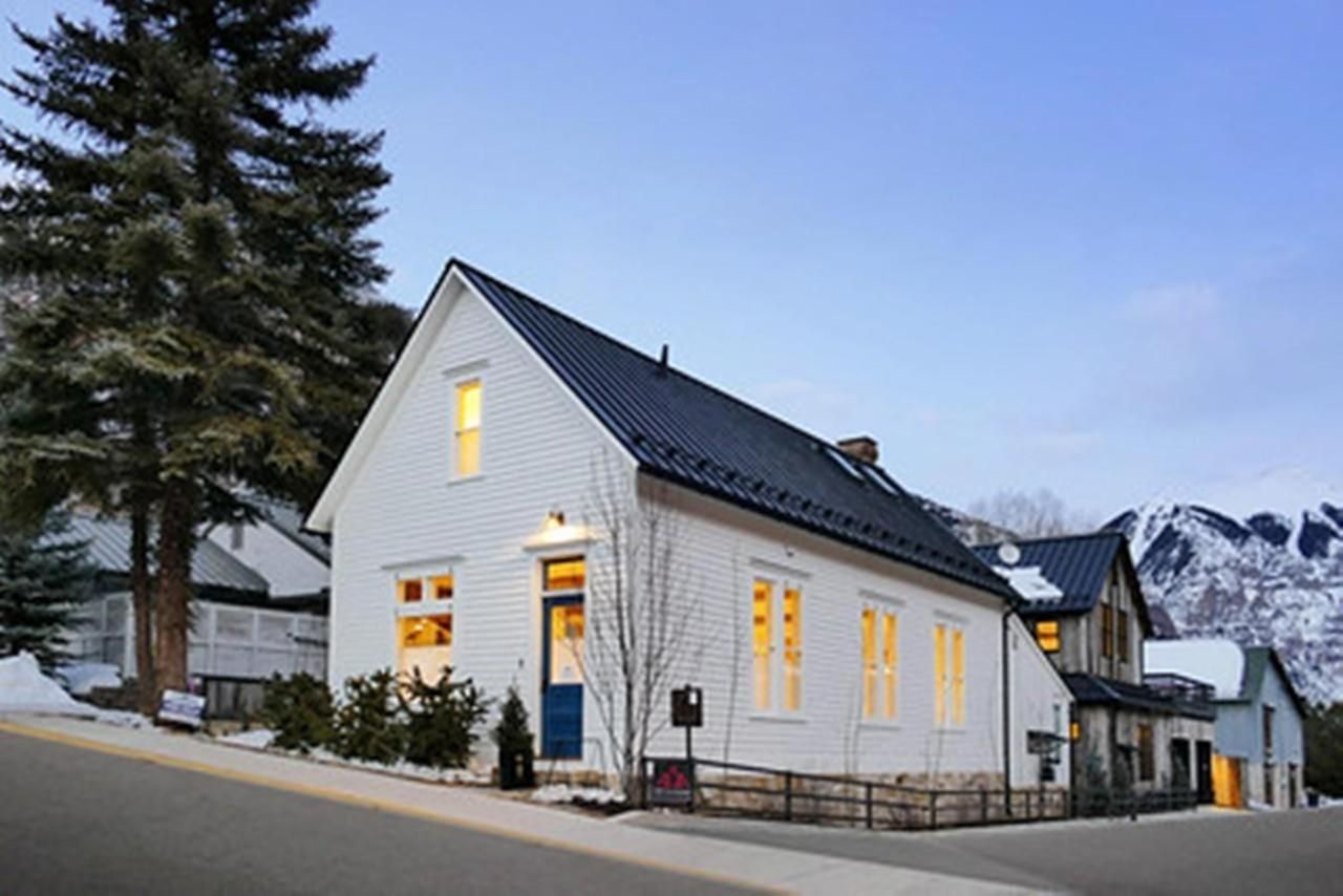 Splendid In The Heart Of Town Holiday home