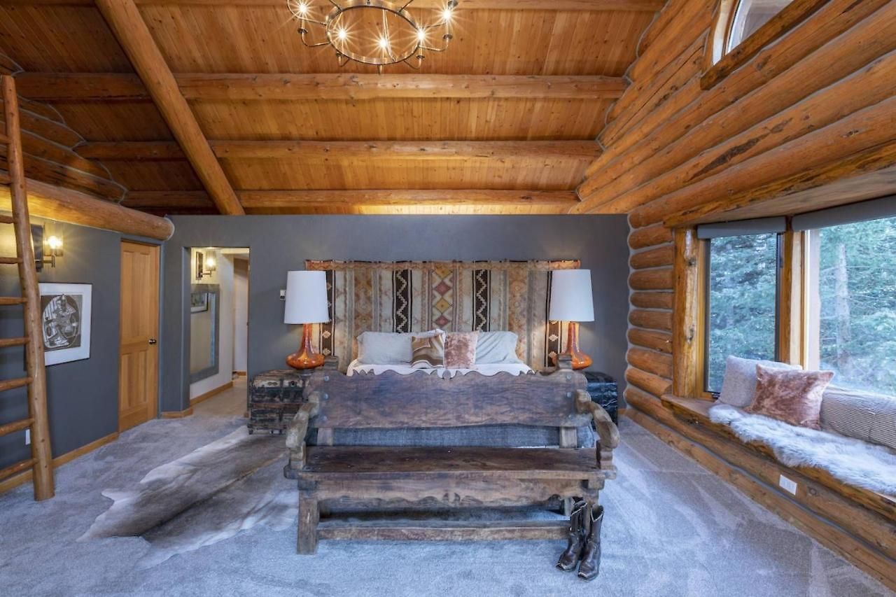 Wapiti Rd 858 ~ The Tucker Telluride