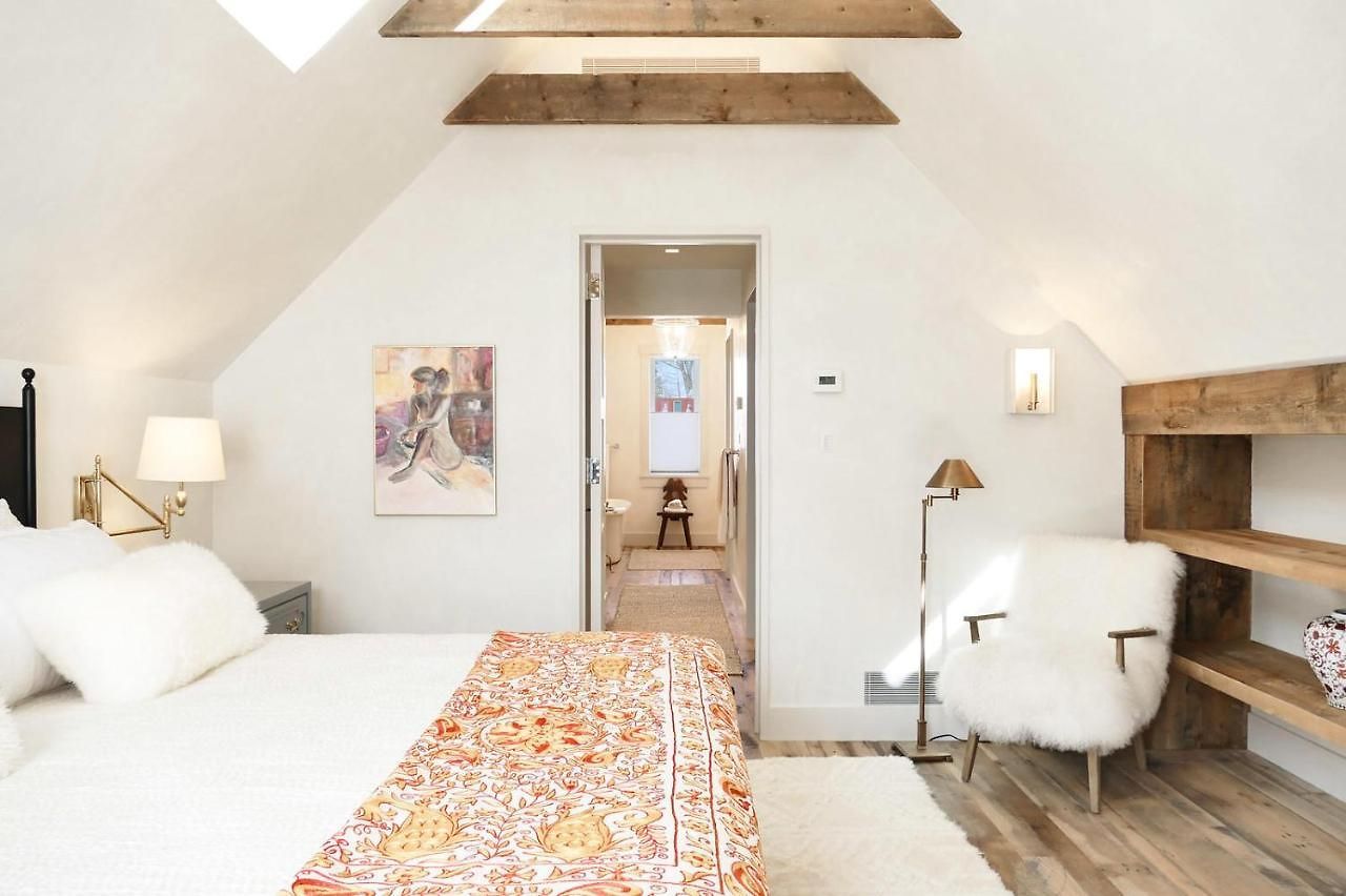 Splendid In The Heart Of Town Holiday home *