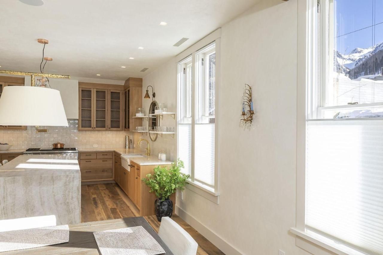 Splendid In The Heart Of Town Holiday home
