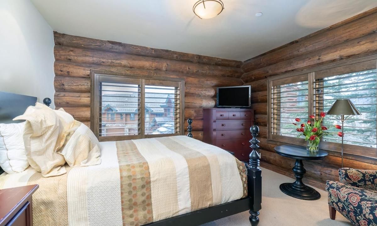 On Sundance 122 - Pine Palace * Telluride