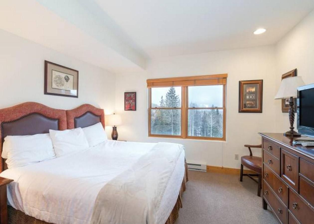 Bear Creek 303c Hotel