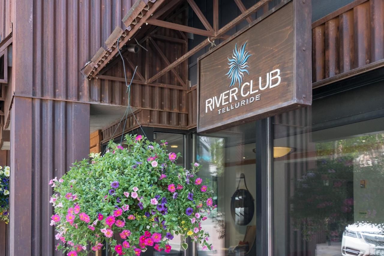 Affordably Priced 2 Bedroom - Riverclub2br *