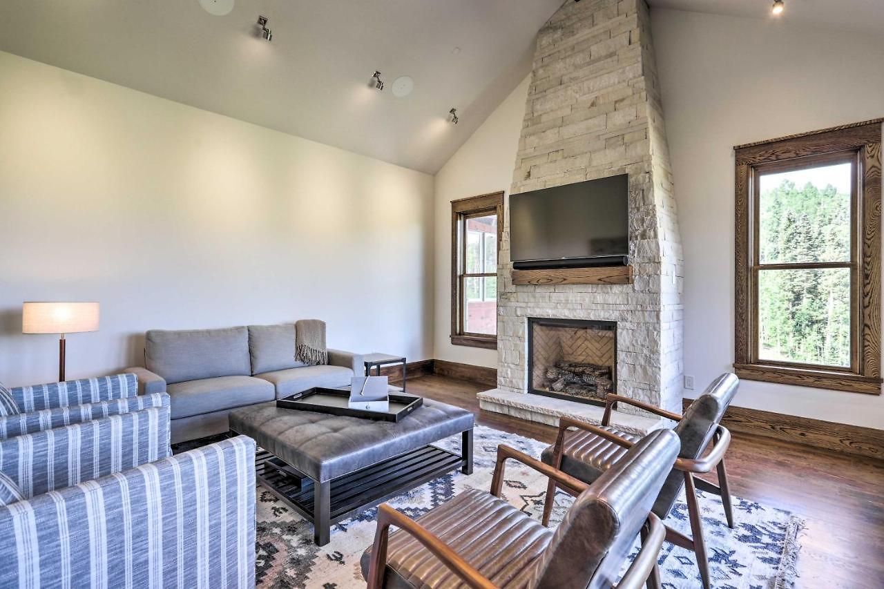 Luxurious Ski-in/ski-out Penthouse! Holiday home