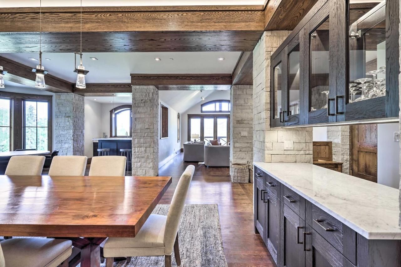Luxurious Ski-in/ski-out Penthouse! Telluride