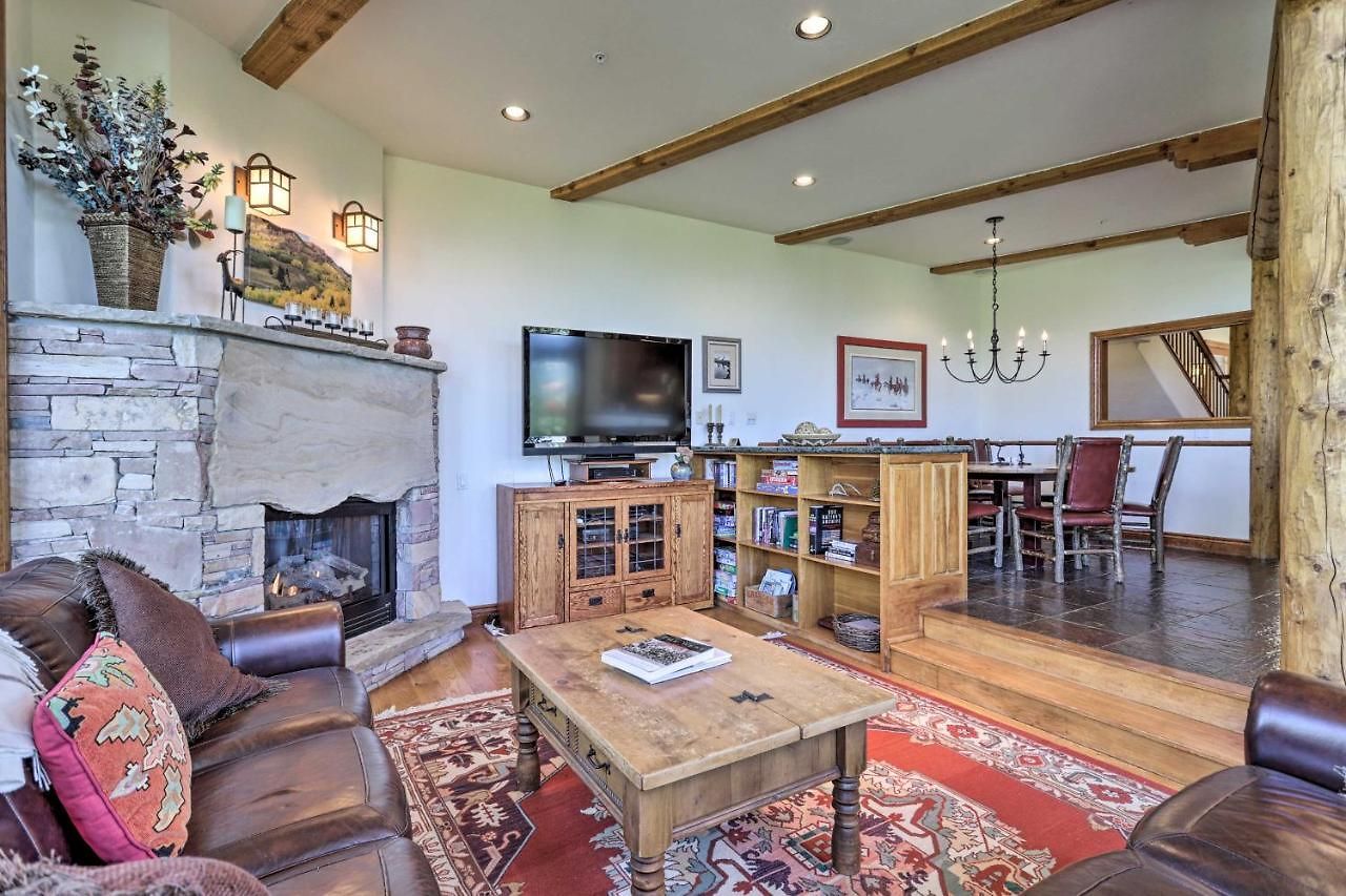 Upscale Ski-in/ski-out Escape W/ Deck + Grill Telluride