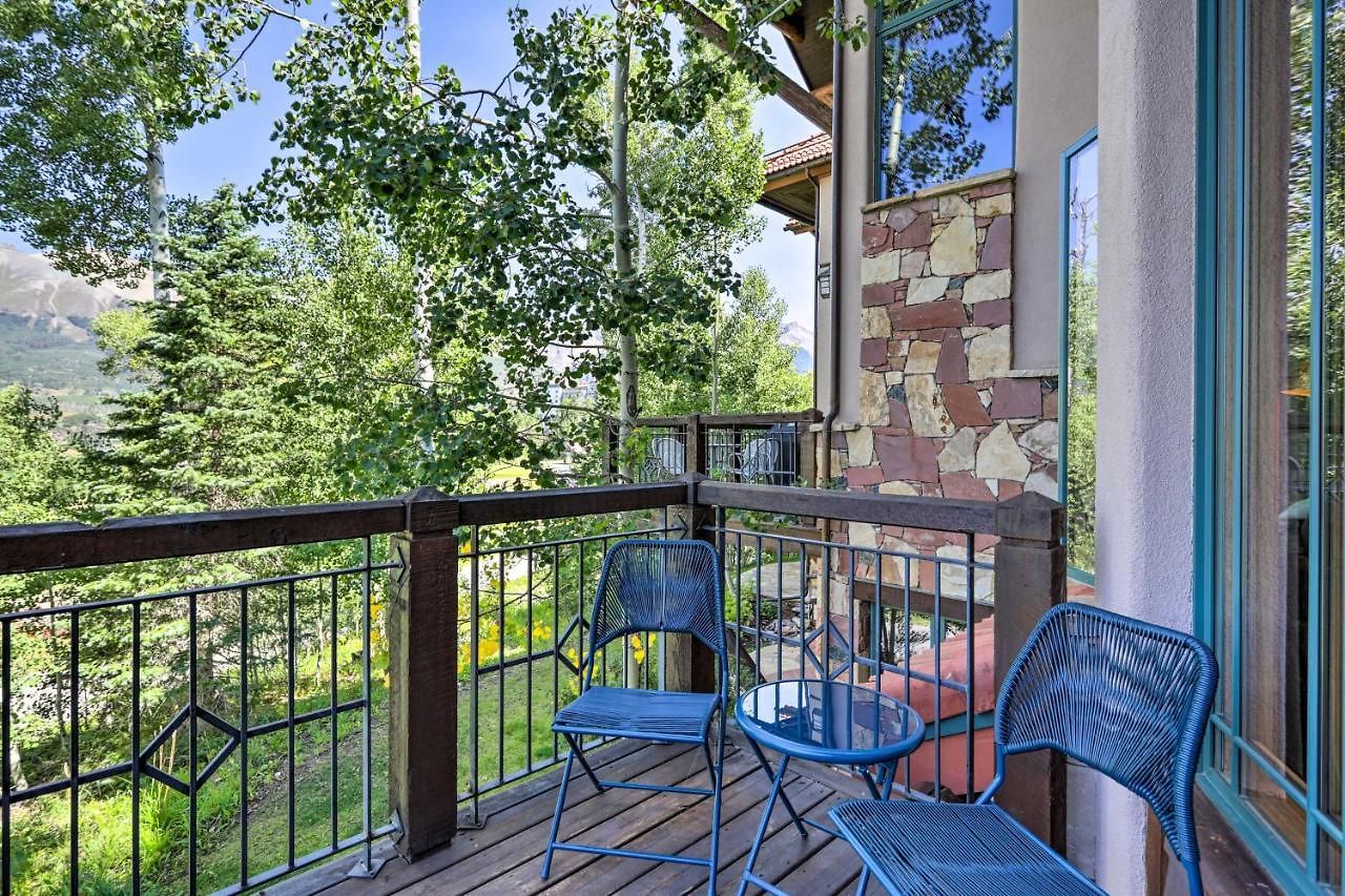Upscale Ski-in/ski-out Escape W/ Deck + Grill Telluride