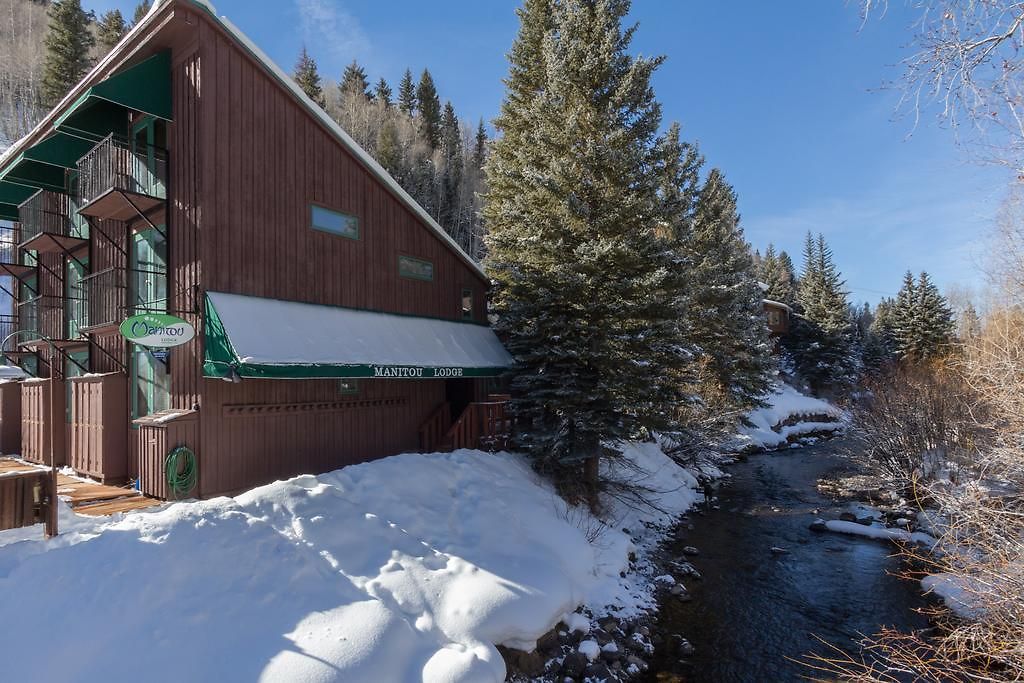 Manitou 11 By Alpine Hotel 2*