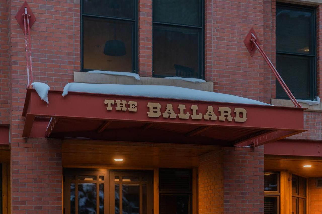 Apartment Ballard 203 Downtown Condo Postcard Views - 2Bd 2.5Ba Sleeps 4 Telluride