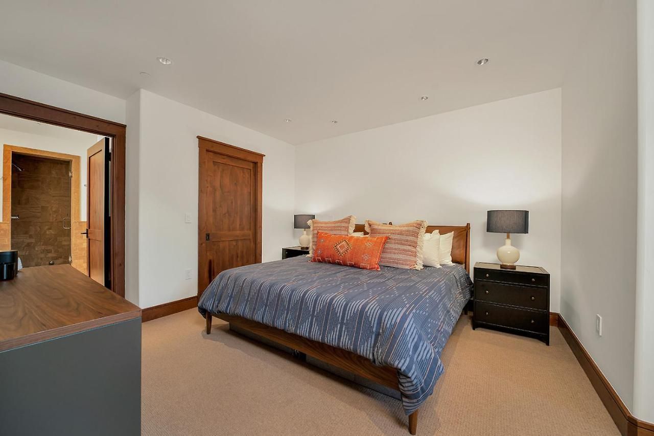Ballard 203 Downtown Condo Postcard Views - 2Bd 2.5Ba Sleeps 4 Apartment