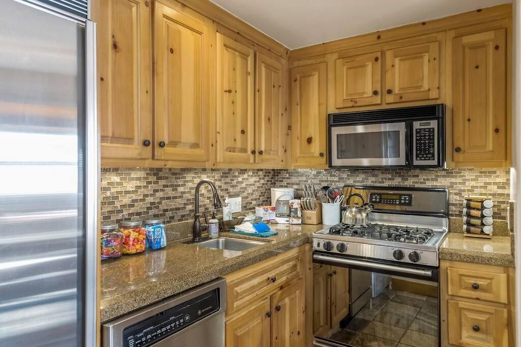 Blue Collar Boutique: Affordable Adventure 3* Telluride