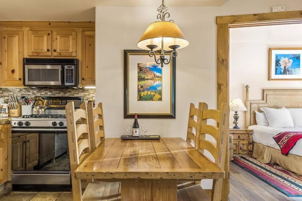Blue Collar Boutique: Affordable Adventure Aparthotel 3*