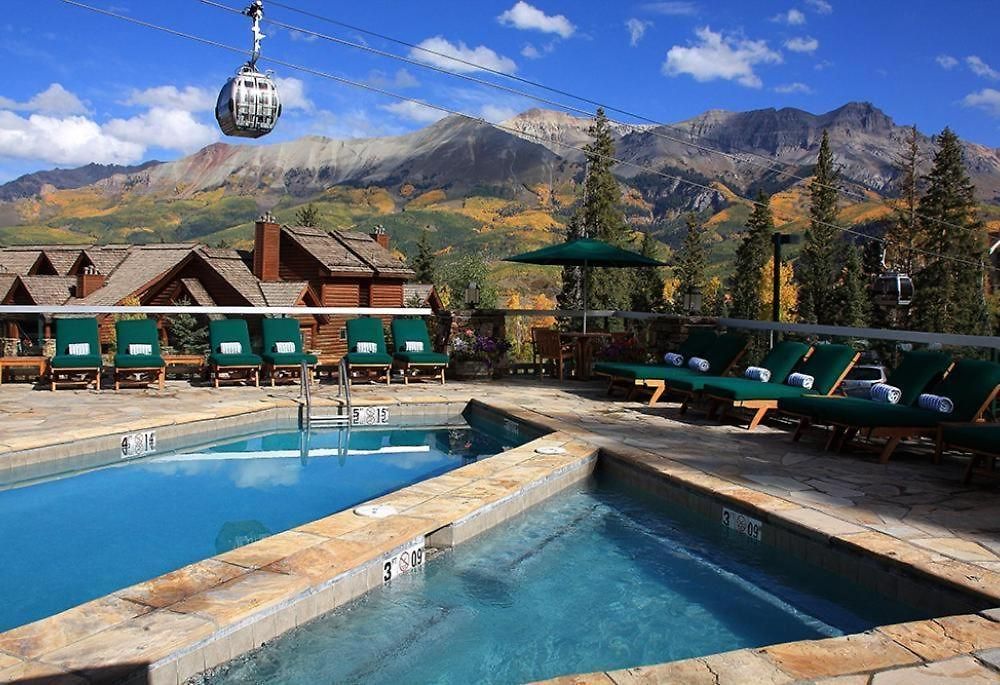 Blue Collar Boutique: Affordable Adventure Aparthotel 3*