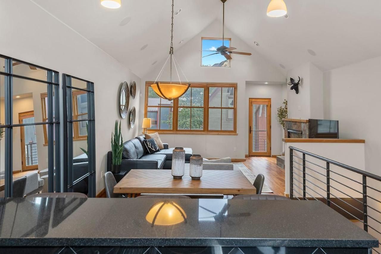Holiday home 3br 3 1 2ba Center Of Everything New Listing On Our New Telluride