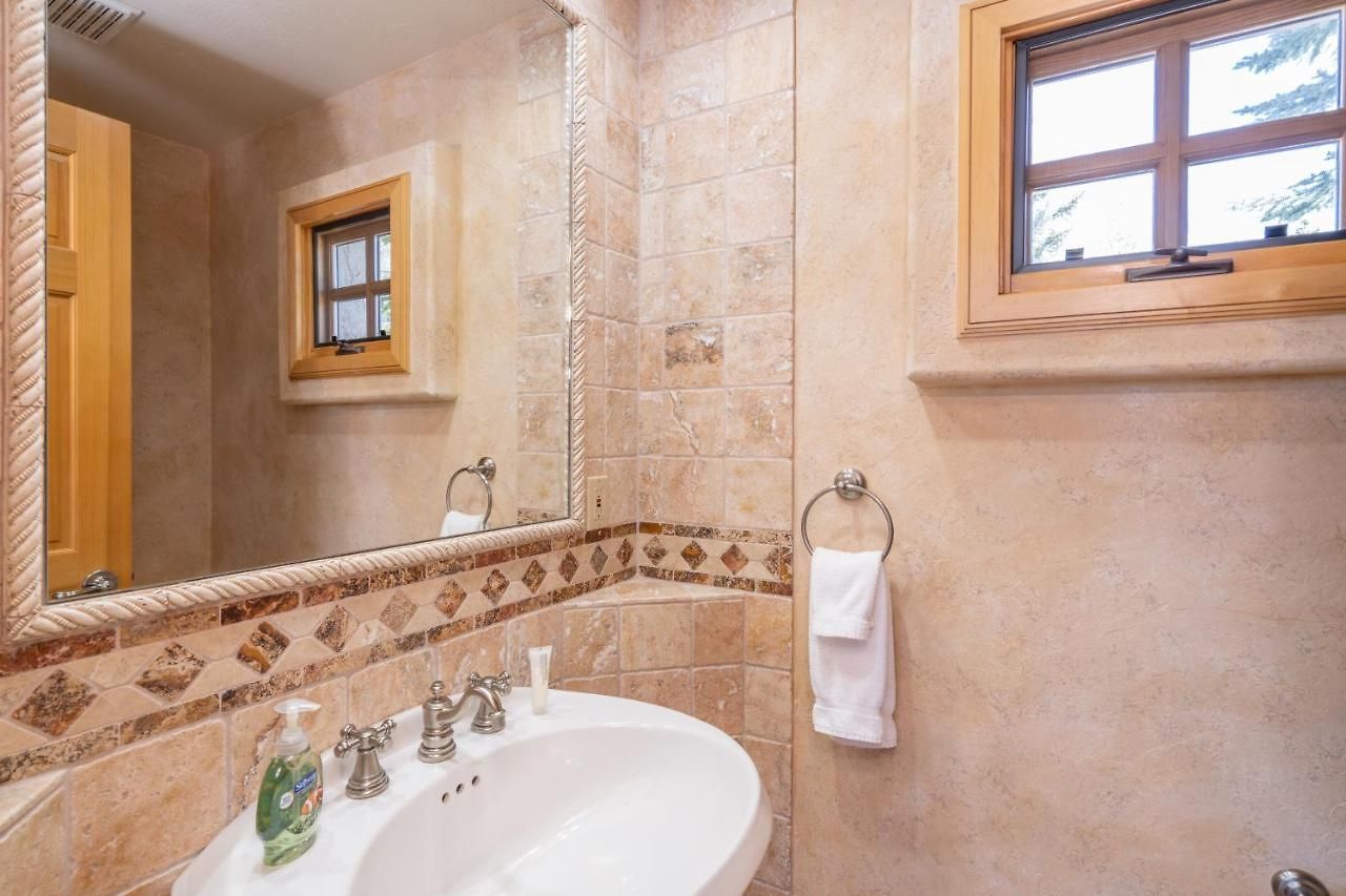 Aspen Ridge 6 By Alpine Holiday home *