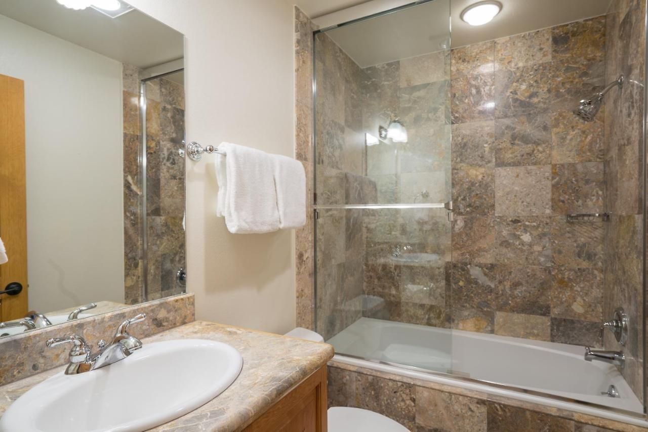 Bear Creek 309 By Alpine