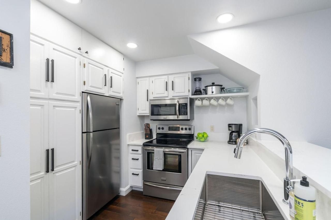 Mountain View Dream On River Trail - Hot Tub, Garage, Lift 7 In Out