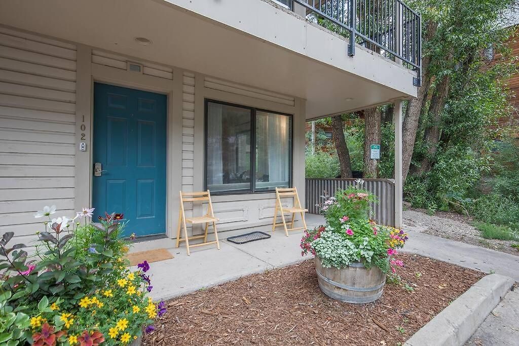 The Creekside Retreat: Steps To Of Telluride