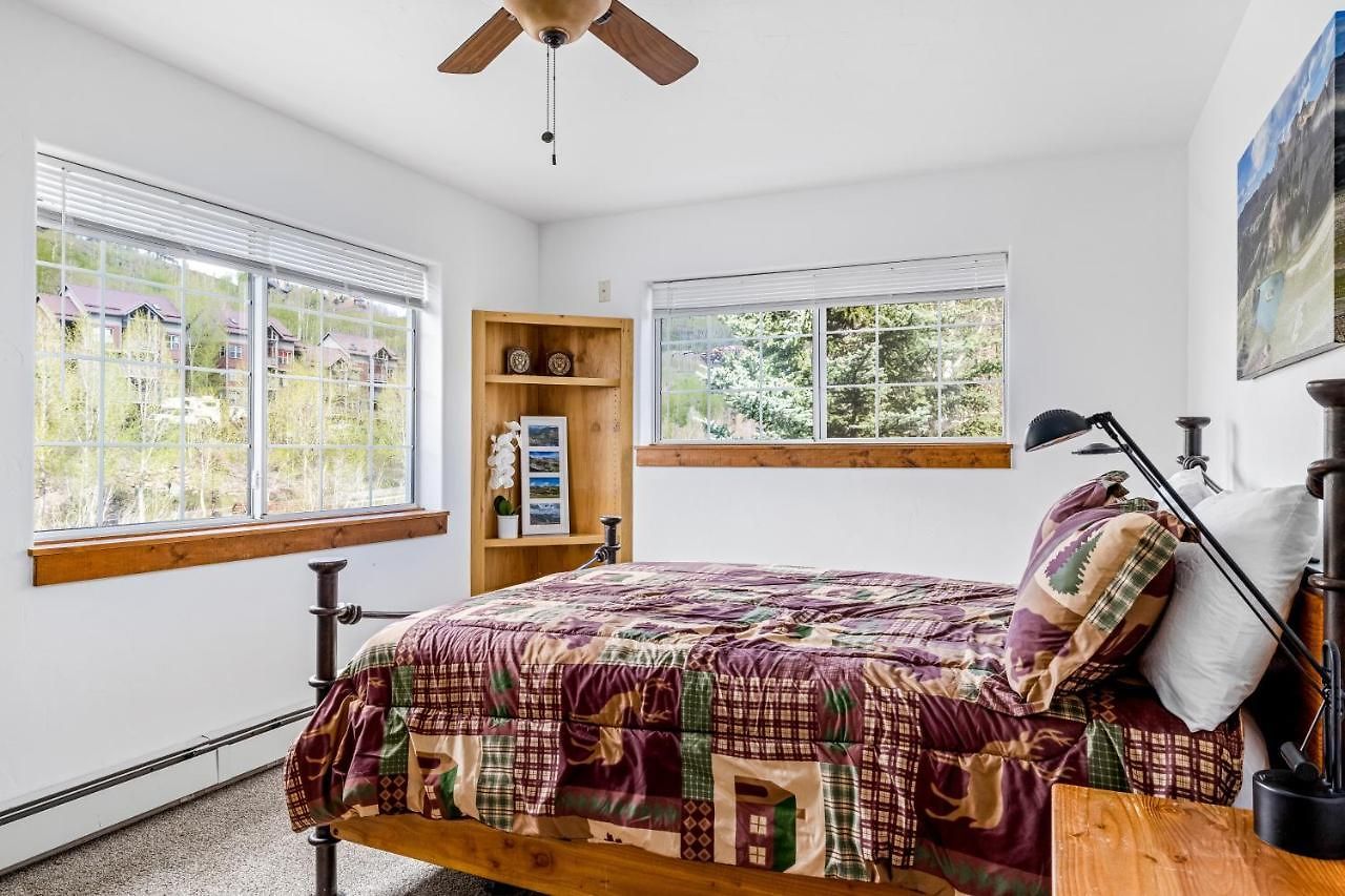 Northstar 1 - Mountain View Corner Retreat Holiday home *
