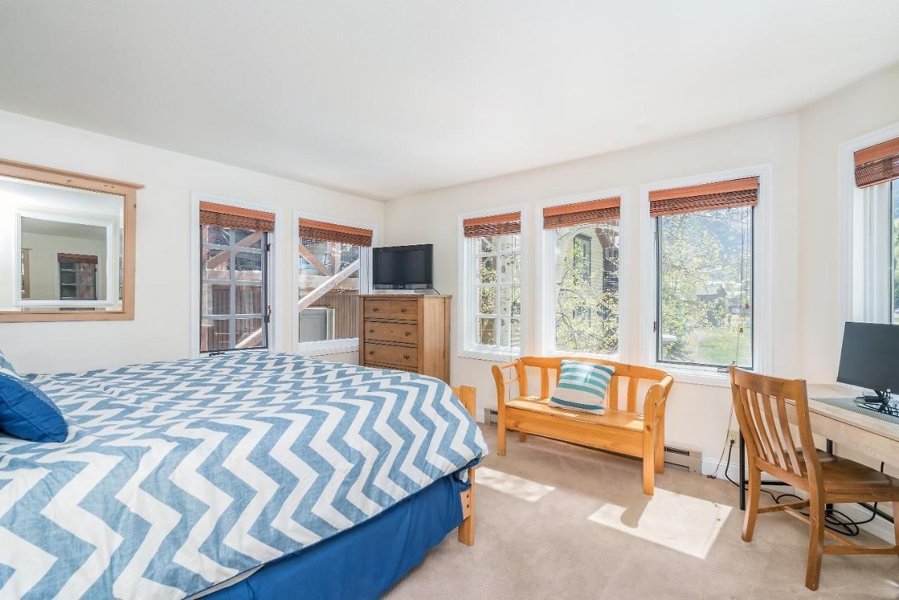 Etta Place Too By Avantstay * Telluride