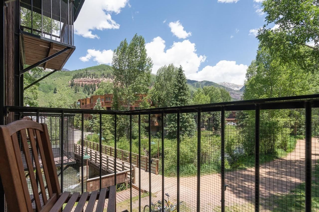 Manitou 6 By Alpine Hotel *