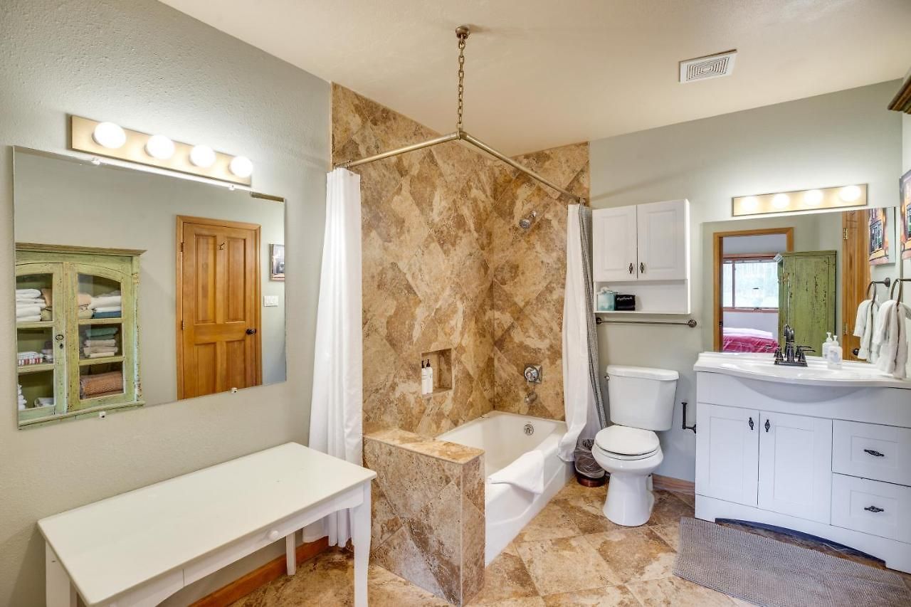 Mountain Village Steps To Lift & Shuttle! Holiday home Telluride