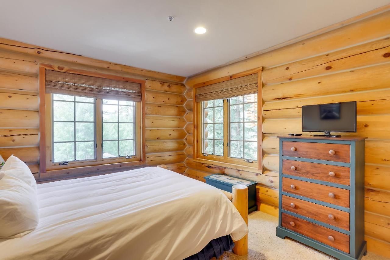 Ski-in/ski-out Mountain Village W/ Hot Tub! Telluride