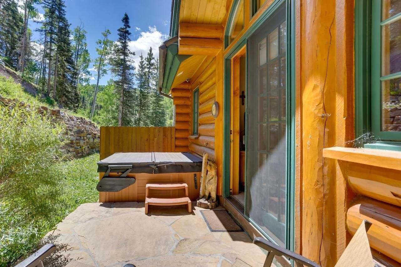Holiday home Ski-in/ski-out Mountain Village W/ Hot Tub!