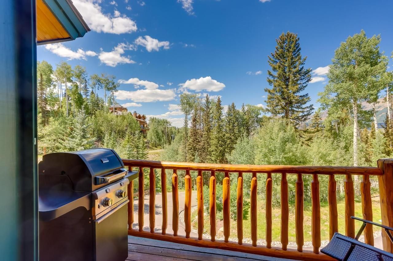 Holiday home Ski-in/ski-out Mountain Village W/ Hot Tub!