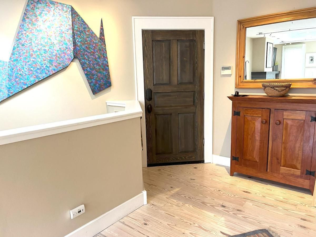 Penthouse #2 At Diamondtooth - Location And Views! Apartment