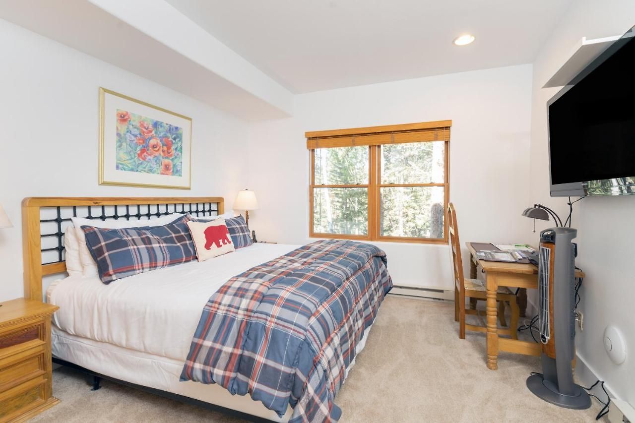Bear Creek 205 By Alpine *