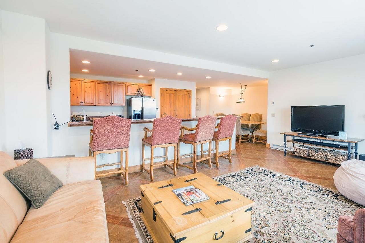 Bear Creek 212a By Alpine *