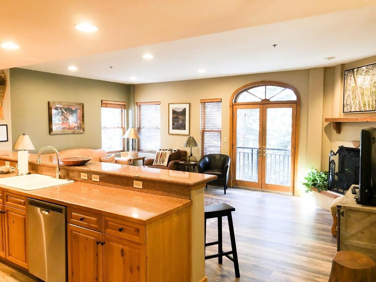 Bear Creek 301ab By Alpine Apartment