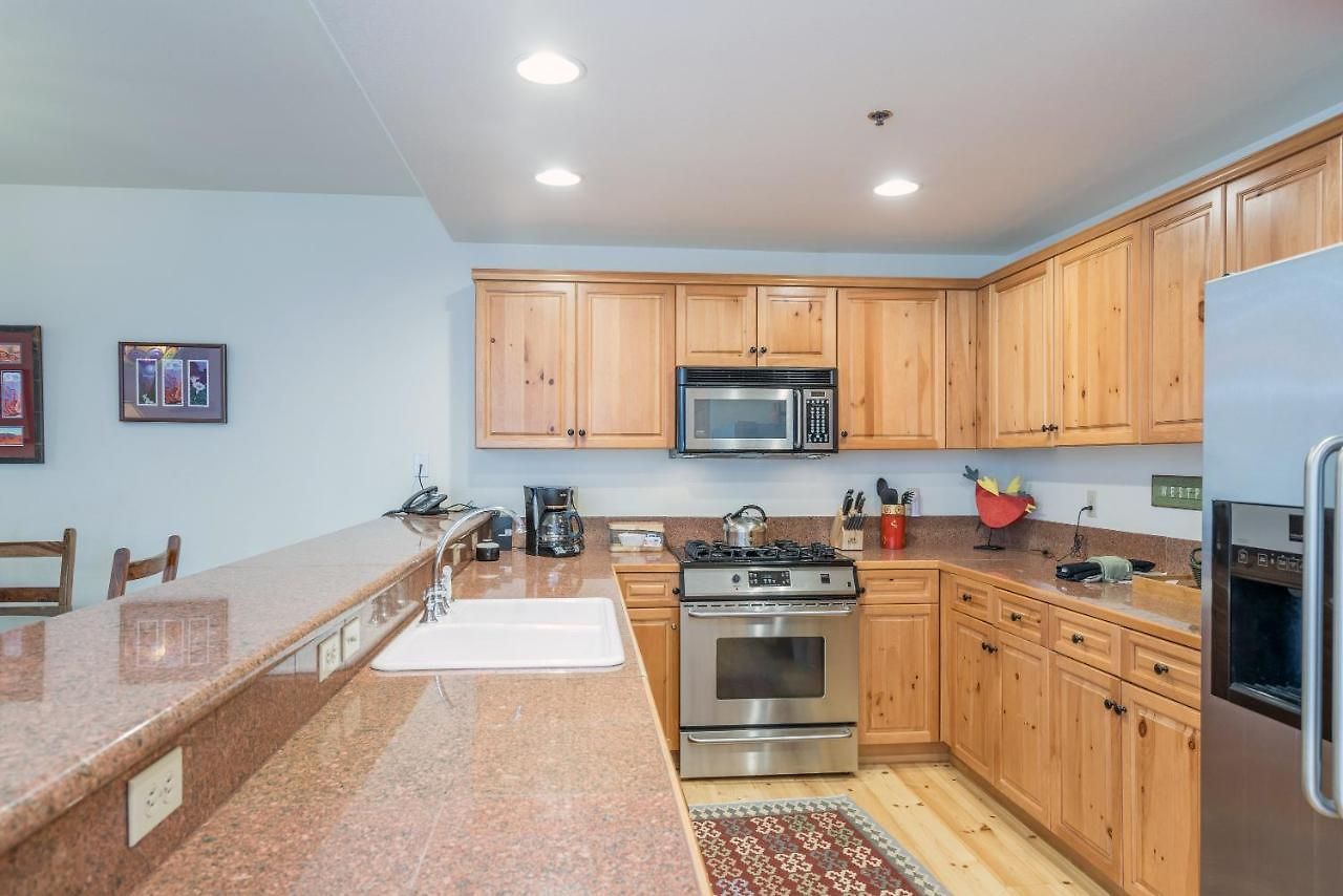 Bear Creek 108a Apartment