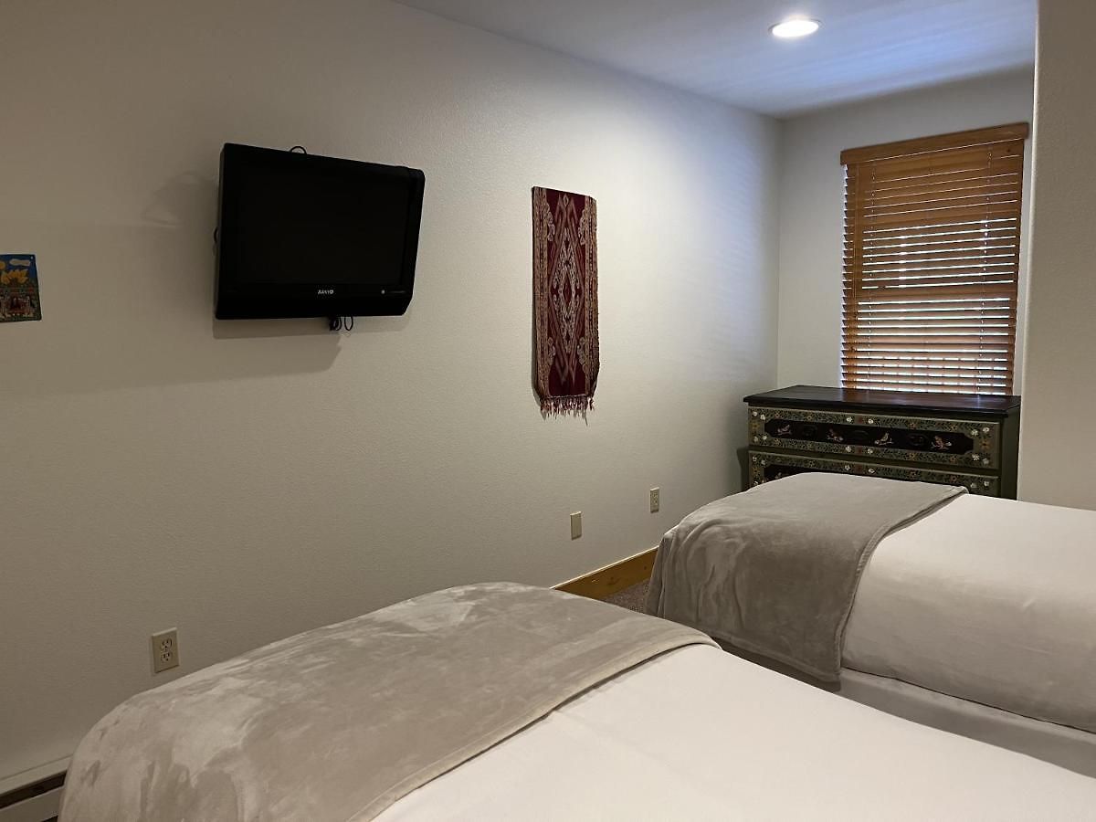 Bear Creek 108a Apartment *