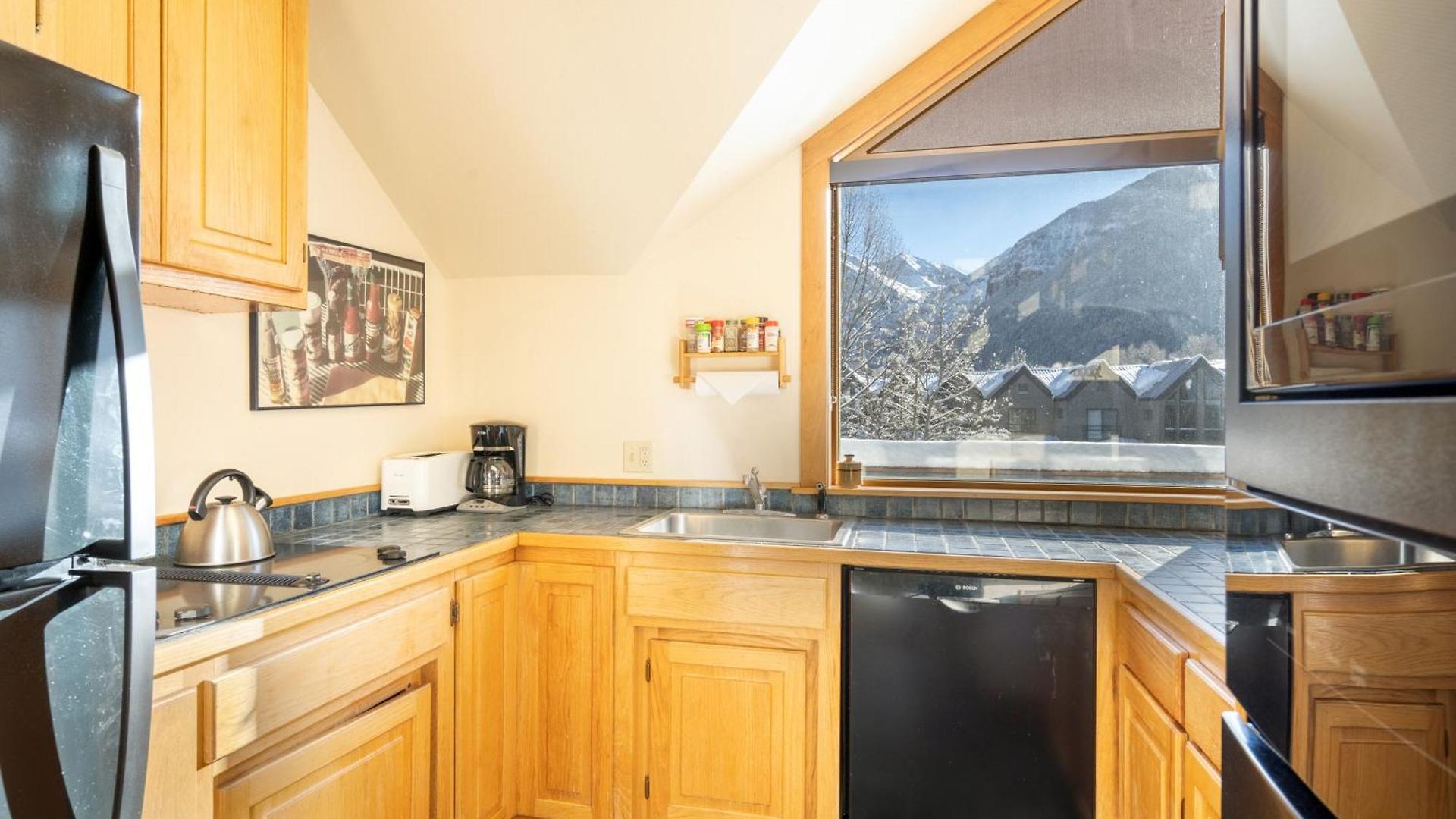 Three Bedroom Boasts Great Views Of The Area!