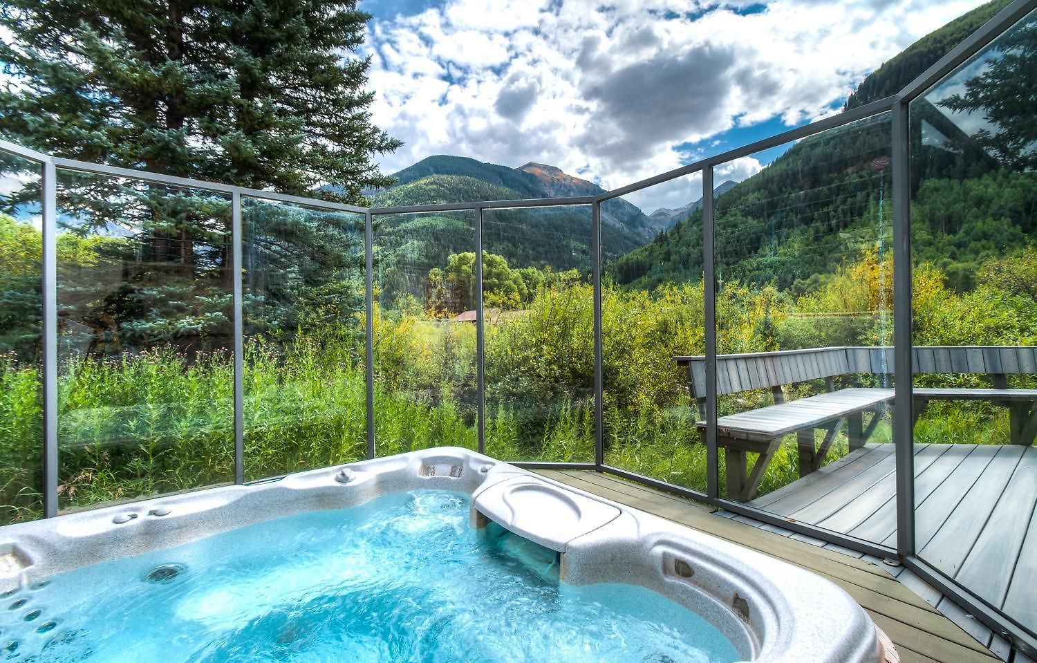 Deluxe Unit With Unbeatable Deck Views Holiday home