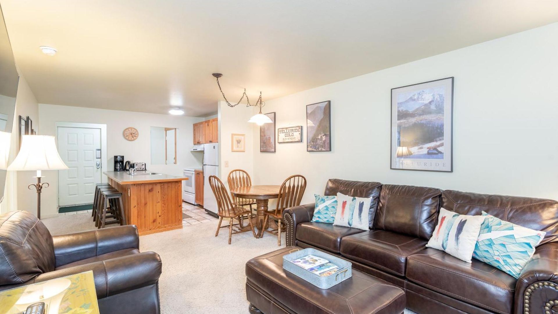 Holiday home Cozy Two Bedroom In The Middle Of It All! *