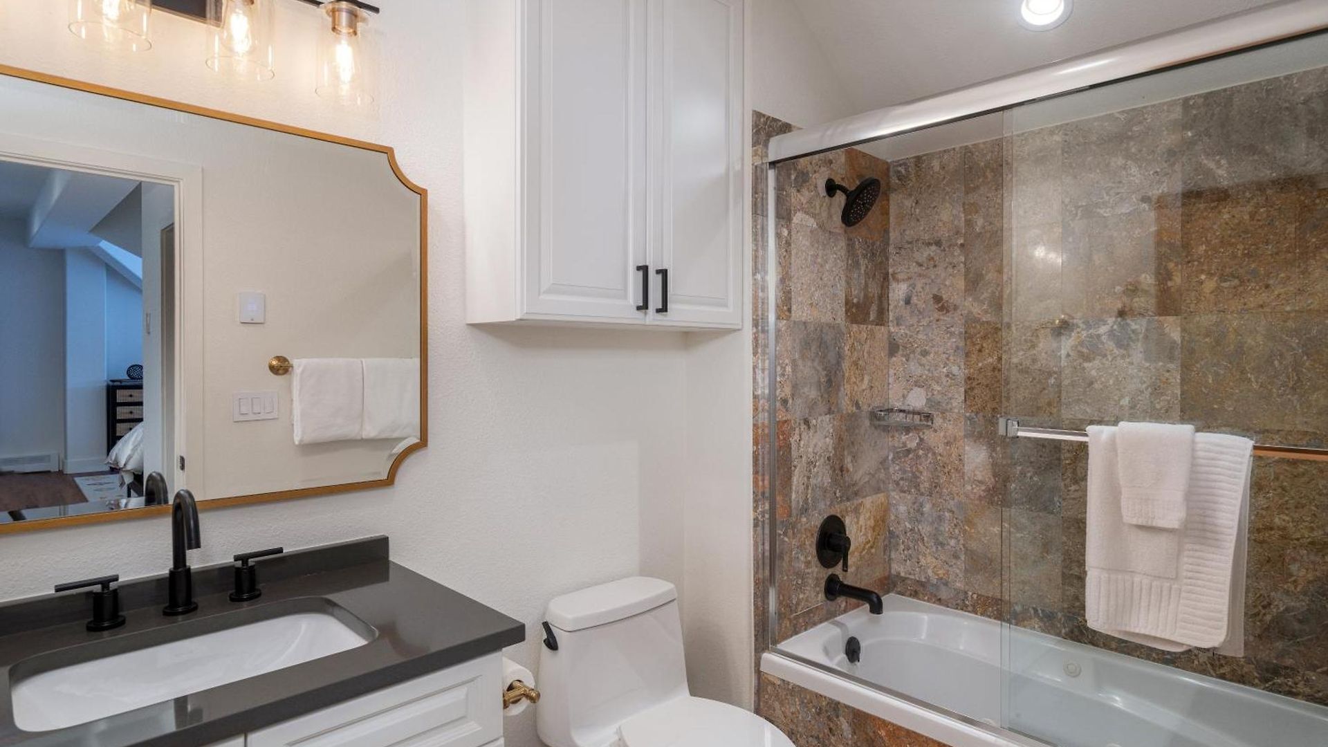 Bear Creek 406 By Alpine