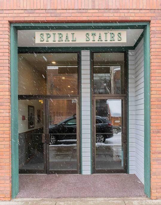 Designer Unit -center Of Town Of Telluride, Steps To Gondola And Town Park * Telluride