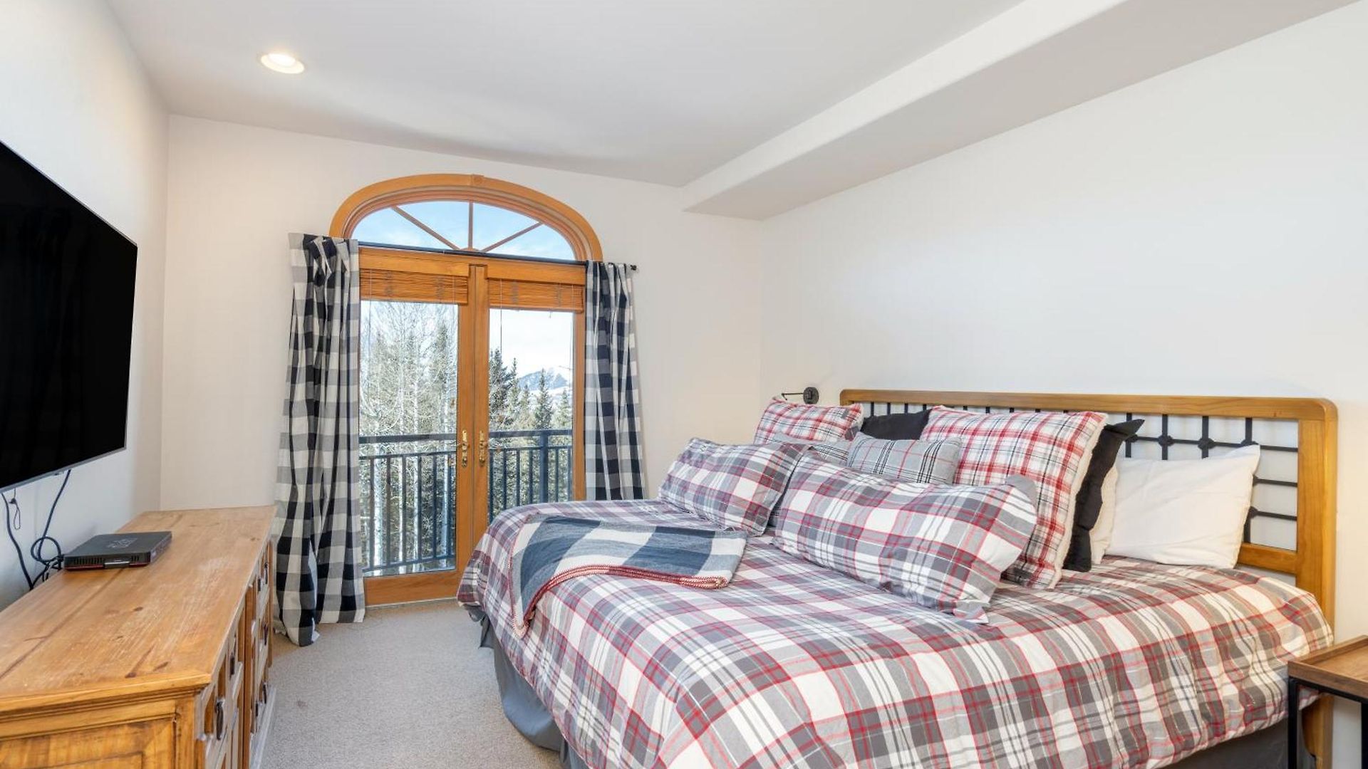 Bear Creek 408 By Alpine Telluride
