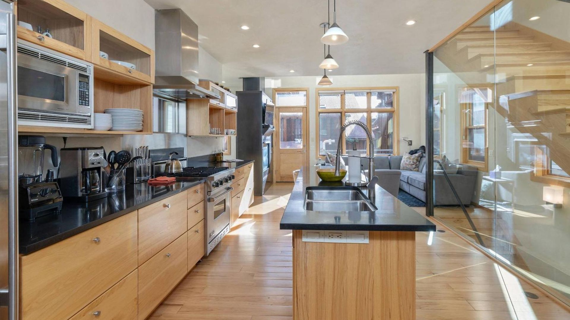 West Pacific Ave 320 ~ Pacifico Holiday home